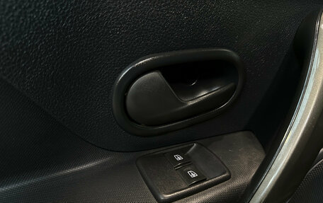 Renault Logan II, 2019 год, 930 000 рублей, 14 фотография