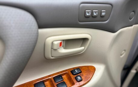 Toyota Land Cruiser 100 рестайлинг 2, 2003 год, 3 999 900 рублей, 7 фотография