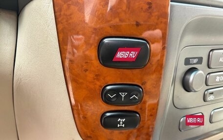 Toyota Land Cruiser 100 рестайлинг 2, 2003 год, 3 999 900 рублей, 10 фотография