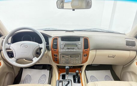 Toyota Land Cruiser 100 рестайлинг 2, 2003 год, 3 999 900 рублей, 24 фотография