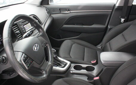 Hyundai Elantra VI рестайлинг, 2017 год, 1 287 000 рублей, 10 фотография