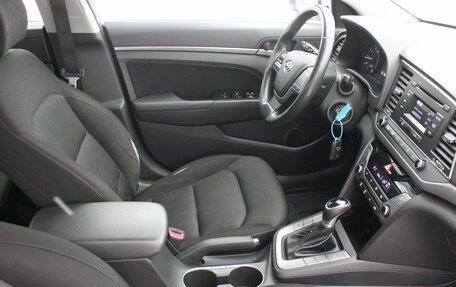 Hyundai Elantra VI рестайлинг, 2017 год, 1 287 000 рублей, 15 фотография