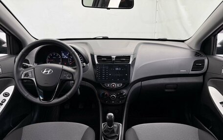 Hyundai Solaris II рестайлинг, 2013 год, 760 000 рублей, 14 фотография