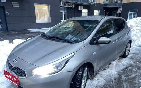 KIA cee'd III, 2013 год, 1 100 000 рублей, 2 фотография
