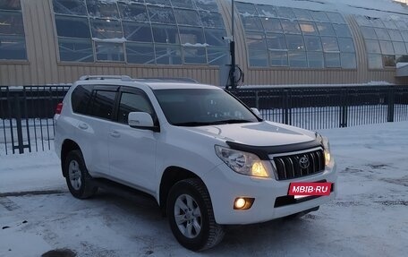 Toyota Land Cruiser Prado 150 рестайлинг 2, 2011 год, 2 870 000 рублей, 8 фотография