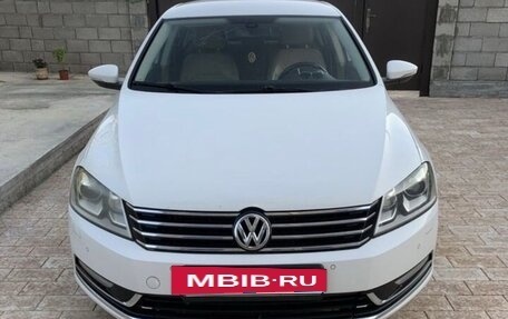 Volkswagen Passat B7, 2012 год, 1 040 000 рублей, 3 фотография