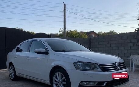 Volkswagen Passat B7, 2012 год, 1 040 000 рублей, 2 фотография