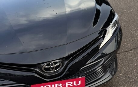 Toyota Camry, 2020 год, 2 500 000 рублей, 3 фотография