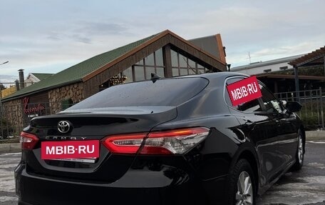 Toyota Camry, 2020 год, 2 500 000 рублей, 9 фотография