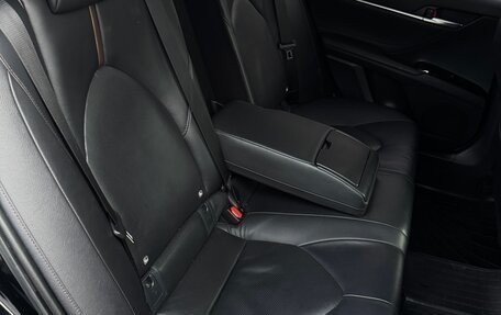 Toyota Camry, 2020 год, 2 500 000 рублей, 11 фотография