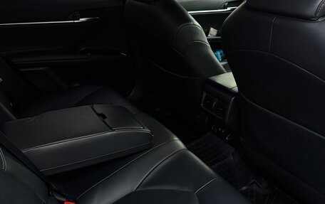 Toyota Camry, 2020 год, 2 500 000 рублей, 12 фотография