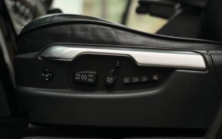 Land Rover Range Rover III, 2009 год, 1 900 000 рублей, 19 фотография