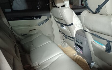 Toyota Land Cruiser Prado 120 рестайлинг, 2009 год, 2 000 000 рублей, 8 фотография