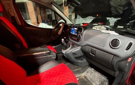 Peugeot Partner II рестайлинг 2, 2011 год, 700 000 рублей, 9 фотография