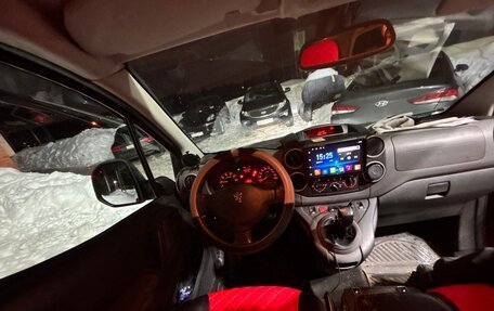 Peugeot Partner II рестайлинг 2, 2011 год, 700 000 рублей, 12 фотография