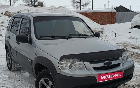 Chevrolet Niva I рестайлинг, 2014 год, 490 000 рублей, 1 фотография