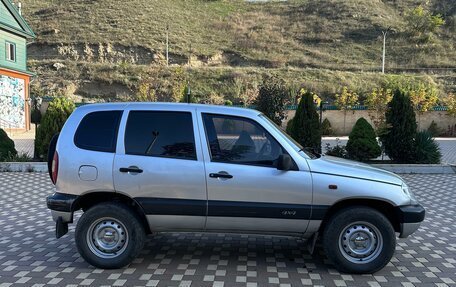 Chevrolet Niva I рестайлинг, 2006 год, 350 000 рублей, 4 фотография