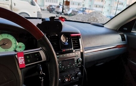 Chrysler 300C II, 2008 год, 1 650 000 рублей, 10 фотография