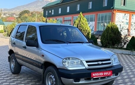 Chevrolet Niva I рестайлинг, 2006 год, 350 000 рублей, 3 фотография