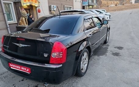 Chrysler 300C II, 2008 год, 1 650 000 рублей, 5 фотография