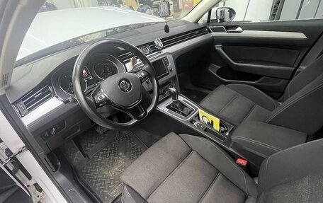 Volkswagen Passat B8 рестайлинг, 2016 год, 2 000 000 рублей, 3 фотография