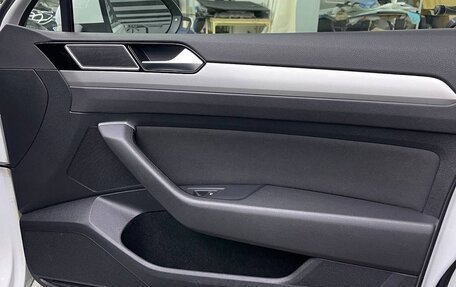 Volkswagen Passat B8 рестайлинг, 2016 год, 2 000 000 рублей, 13 фотография