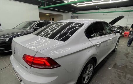 Volkswagen Passat B8 рестайлинг, 2016 год, 2 000 000 рублей, 19 фотография