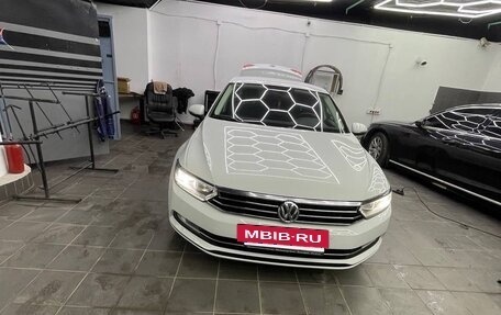 Volkswagen Passat B8 рестайлинг, 2016 год, 2 000 000 рублей, 17 фотография