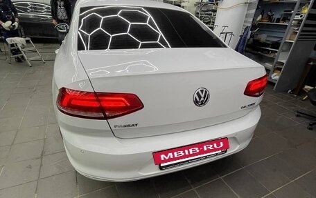 Volkswagen Passat B8 рестайлинг, 2016 год, 2 000 000 рублей, 21 фотография