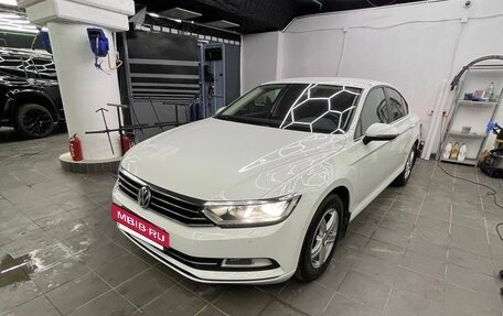 Volkswagen Passat B8 рестайлинг, 2016 год, 2 000 000 рублей, 24 фотография