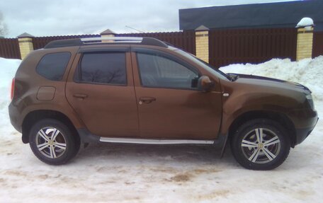Renault Duster I рестайлинг, 2012 год, 750 000 рублей, 2 фотография