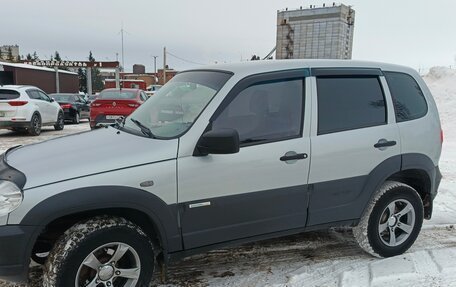 Chevrolet Niva I рестайлинг, 2014 год, 490 000 рублей, 2 фотография