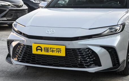 Toyota Camry, 2025 год, 4 300 000 рублей, 3 фотография