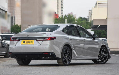 Toyota Camry, 2025 год, 4 300 000 рублей, 2 фотография