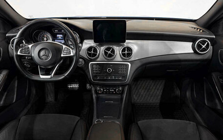 Mercedes-Benz GLA, 2016 год, 2 150 000 рублей, 10 фотография