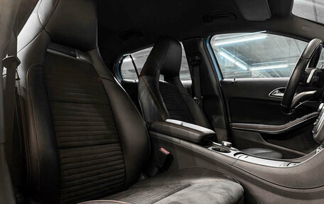 Mercedes-Benz GLA, 2016 год, 2 150 000 рублей, 15 фотография