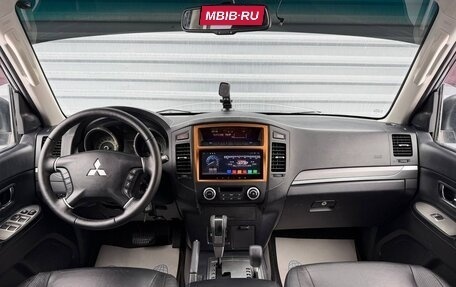 Mitsubishi Pajero IV, 2011 год, 1 595 000 рублей, 22 фотография