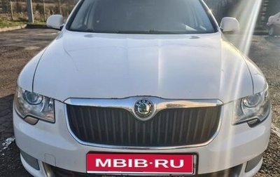 Skoda Superb III рестайлинг, 2013 год, 815 000 рублей, 1 фотография