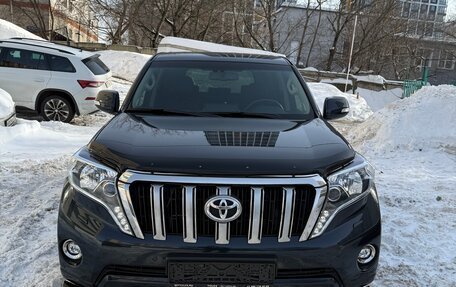 Toyota Land Cruiser Prado 150 рестайлинг 2, 2014 год, 4 500 000 рублей, 2 фотография