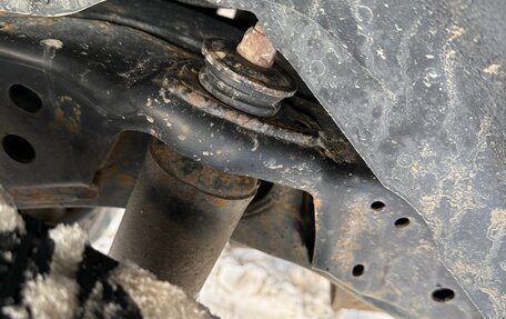 Toyota Land Cruiser Prado 150 рестайлинг 2, 2014 год, 4 500 000 рублей, 34 фотография