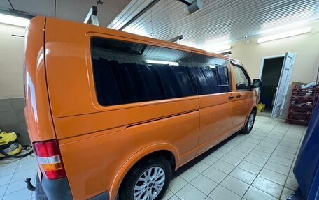 Volkswagen Caravelle T5, 2008 год, 1 900 000 рублей, 8 фотография