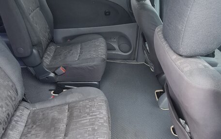 Toyota Previa II, 2002 год, 850 000 рублей, 14 фотография