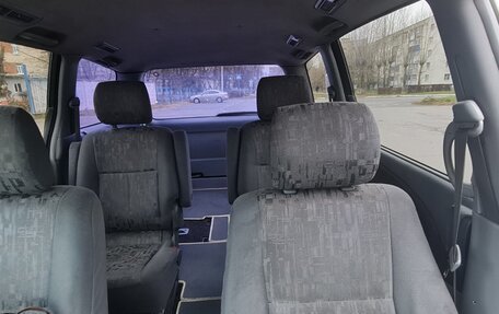 Toyota Previa II, 2002 год, 850 000 рублей, 22 фотография