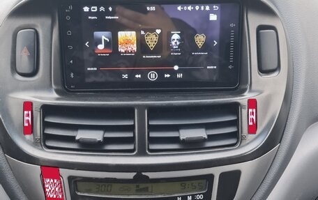 Toyota Previa II, 2002 год, 850 000 рублей, 21 фотография