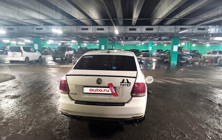 Volkswagen Polo VI (EU Market), 2018 год, 450 000 рублей, 2 фотография