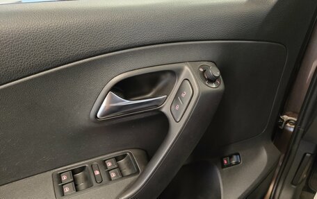 Volkswagen Polo VI (EU Market), 2017 год, 925 000 рублей, 6 фотография