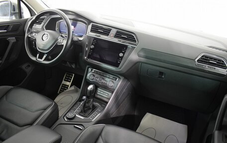 Volkswagen Tiguan II, 2020 год, 3 050 000 рублей, 12 фотография