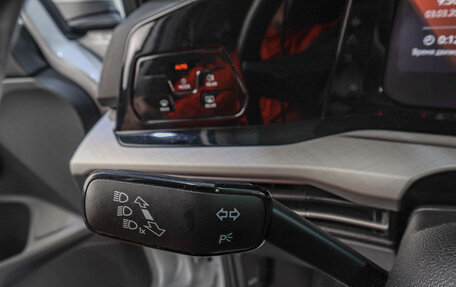 Volkswagen Golf VIII, 2021 год, 2 349 000 рублей, 12 фотография