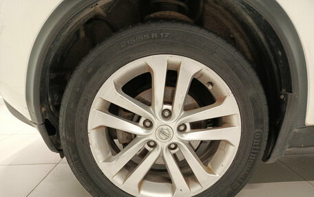 Nissan Juke II, 2013 год, 987 000 рублей, 22 фотография