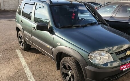 Chevrolet Niva I рестайлинг, 2017 год, 690 000 рублей, 2 фотография